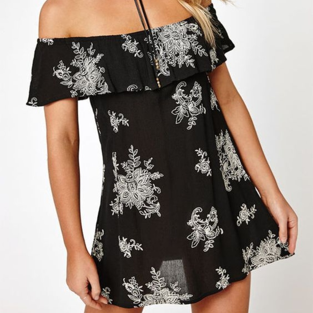 LA Hearts Off Shoulder Floral Black Dress